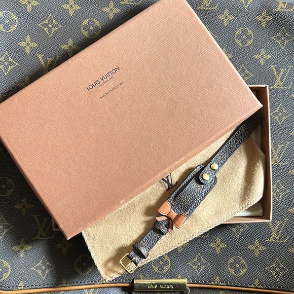 NEW AUTHENTIC LOUIS VUITTON BROWN MONOGRAM ID TAG BRACELET LUGGAGE BOW RIBBON FR - Picture 2 of 16